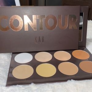 KAB COSMETICS
Contour Palette